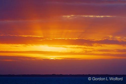 Sunset Sunrays_40516.jpg - Aransas BayPhotographed along the Gulf coast near Rockport, Texas, USA.